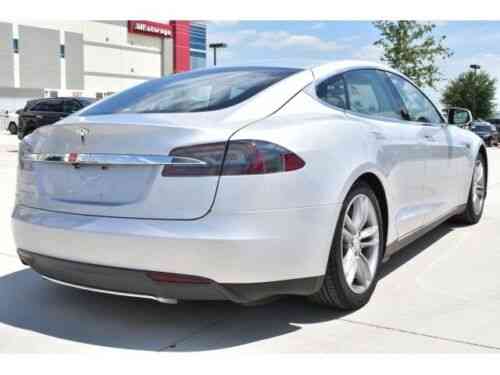 Tesla Model S Exterior Touch Up Paint Kit, Dr Color Chip, Squirt 'n Squeegee PLUS, 2012-2025 - Image 8
