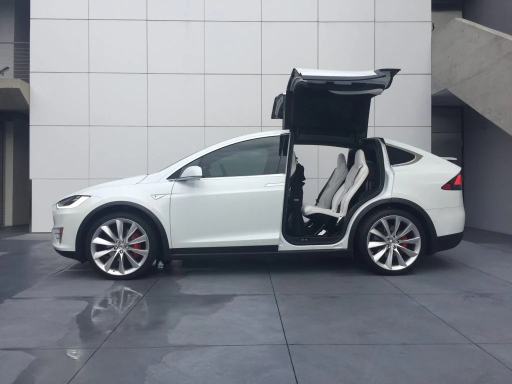 Tesla Model X Exterior Touch Up Paint Kit, Dr Color Chip, Squirt 'n Squeegee PLUS, 2016-2026 - Image 7